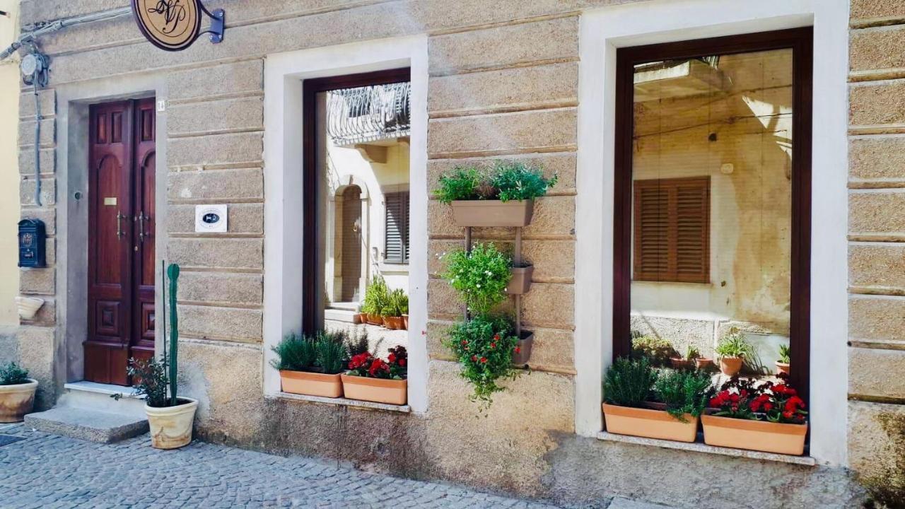 La Vecchia Posta B&B Calangianus Экстерьер фото